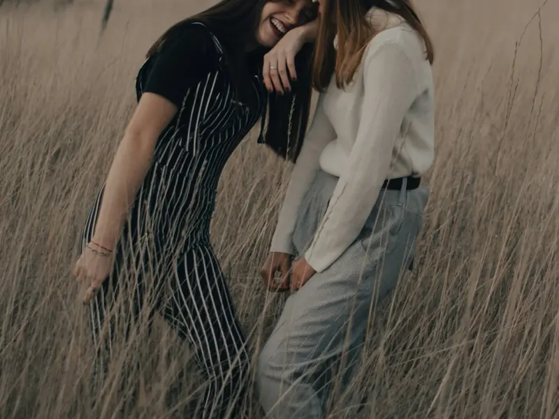 如何追女孩子的技巧和方法_想征服女人心？最好的办法：又晾又甜，心里常想！