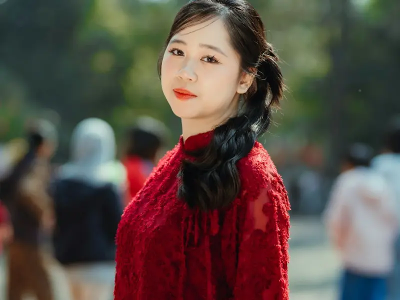 50岁女人生日送什么礼物_喜欢一个姑娘，就有一万个理由送她礼物