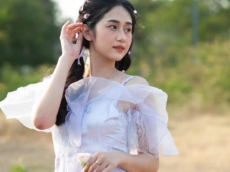 跟女生聊天怎么引起话题_和女生聊天这些话题，双方都开心