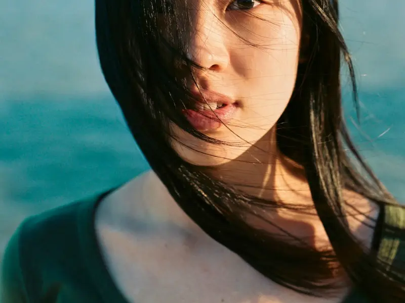 和刚认识的女孩子聊天聊什么_和女生刚认识，有必要天天聊天吗？