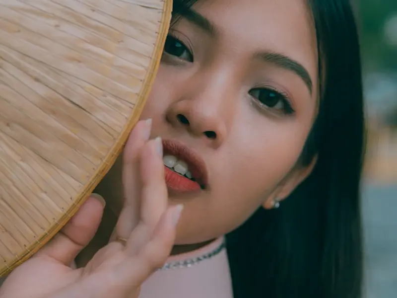 刚加的女生怎么聊天幽默_微信逗女生开心的聊天记录，幽默哄她开心很好用