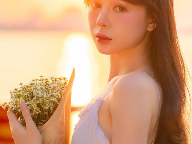 跟女生平时聊天聊什么_偷偷告诉你，女人之间不外传的秘密